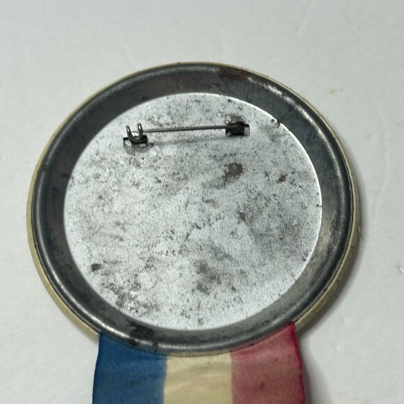 Vintage Disneyland Donald Duck Mickey Mouse Patriotic Buttons Set Metal Pinbacks - Picture 7 of 7